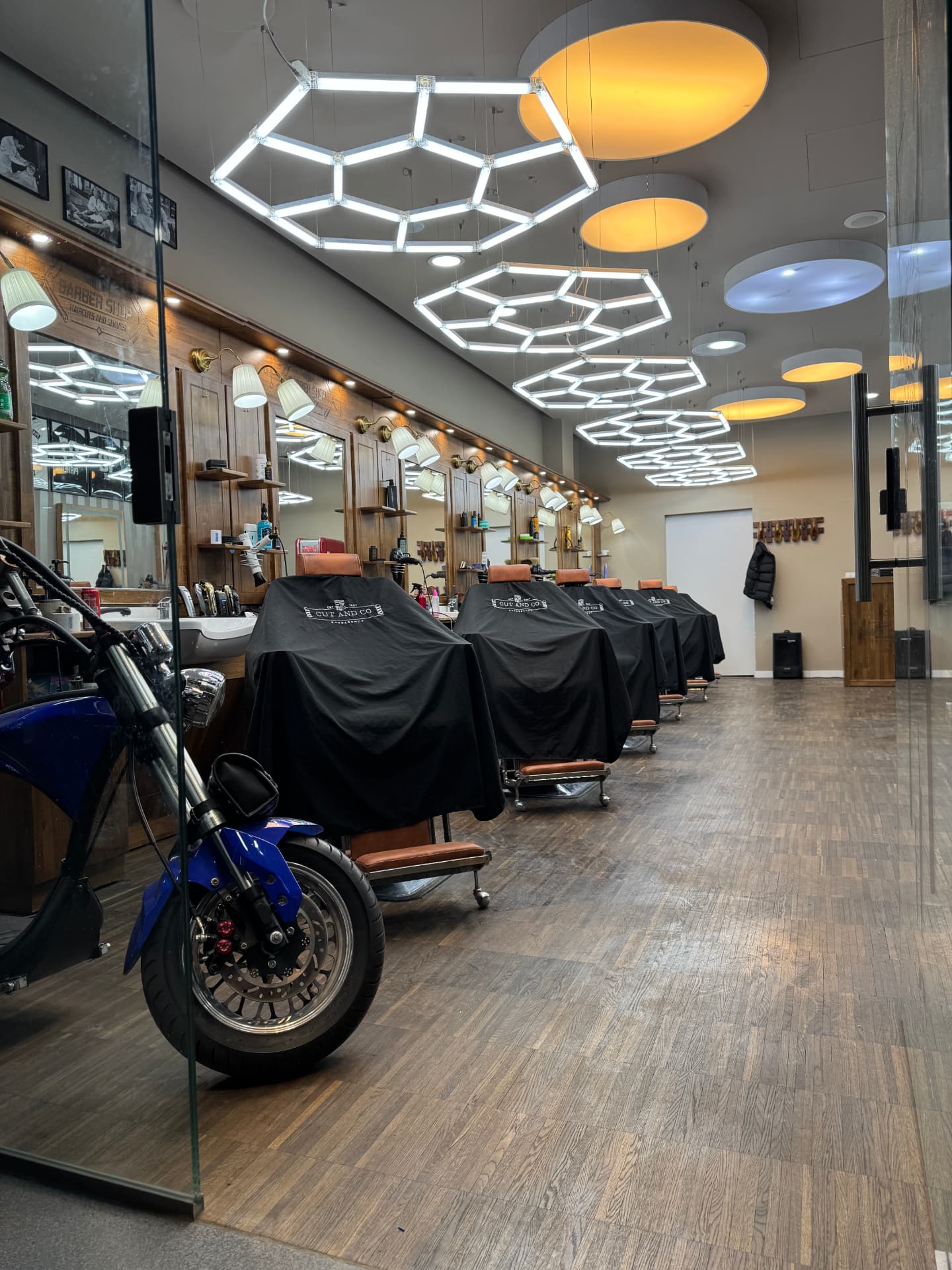 Barberplätze im Cut & Co Salon in Graz