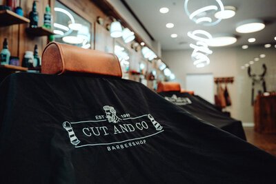 Cut & Co Barbierumhang im Salon